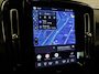 Volvo EX40 Single Motor Extended Range Plus Europa 82 kWh / Stoelverwarming, Stuurverwarming / Cruise Control / Trekhaak / Spatlappen / Achter camera / Elektrische stoelen met geheugen / 19 Inch velgen / Digital Dashboard / Google Maps / Android Auto / Apple Carplay