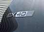 Volvo EX40 Single Motor Extended Range Plus Europa 82 kWh / Stoelverwarming, Stuurverwarming / Cruise Control / Trekhaak / Spatlappen / Achter camera / Elektrische stoelen met geheugen / 19 Inch velgen / Digital Dashboard / Google Maps / Android Auto / Apple Carplay