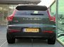 Volvo EX40 Single Motor Extended Range Plus Europa 82 kWh / Stoelverwarming, Stuurverwarming / Cruise Control / Trekhaak / Spatlappen / Achter camera / Elektrische stoelen met geheugen / 19 Inch velgen / Digital Dashboard / Google Maps / Android Auto / Apple Carplay