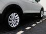 Volkswagen T-Cross 1.0 TSI Life 95 pk | Dealeronderhouden | Navi via App-Connect | Cruise control | Airconditioning | Parkeersensoren | Lichtmetalen velgen |