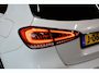 Mercedes-Benz A-klasse 180 AMG *Pano*Camera*Ambienteverlichting*Elek. Stoelen*