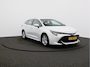 Toyota Corolla Touring Sports 1.8 Hybrid Active/ lage km/ wit metallic! zeer mooi!