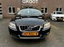 Volvo V70 2.0T 200PK! MOMENTUM. TREKHAAK/LEER/ZEER NETJES