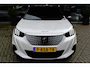 Peugeot e-2008 EV GT 50 kWh | 360° Camera | Climate + Cr. Control | Stoelverw | Navi | 31.557 km! |