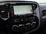 Mitsubishi Outlander 2.0 Instyle 4WD Automaat | 7 Persoons | Leder | Schuif-/Kanteldak | Camera | Trekhaak | Xenono | PDC | ACC |