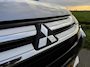 Mitsubishi Outlander 2.0 Instyle 4WD Automaat | 7 Persoons | Leder | Schuif-/Kanteldak | Camera | Trekhaak | Xenono | PDC | ACC |