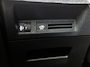 Peugeot E-3008 Allure Avantage 210pk 73 kWh Automaat | Navigatie | Accu 99% | Adaptieve Cruise Control | Stoelverwarming | Dodehoek Bewaking | Apple Carplay/Android Auto |