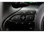 Toyota Yaris 1.5 Hybrid 130 Executive | €3.000,- Korting | Dodehoek detectie | Stoel-/stuurverwarming | Apple Carplay / Android Auto | Parkeersensoren voor/achter | 17 inch