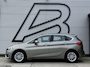 BMW 2-Serie Active Tourer 220i 2e Eigenaar|Navi|Pano|Leder|Clima|Cruise|Trekhaak|Stoelverwarming|Sportstoel|PDC|N.A.P|Dealer Onderhouden|APK tot 06-2027
