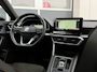 SEAT Leon 1.5 eTSI FR Automaat | Panorama | Virtual Cockpit | Camera | CarPlay | Climate | Adaptive Cruise | Navigatie | Stoelverwarming | Trekhaak