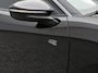 Volkswagen T-Roc 1.5 eTSI 150pk DSG R-Line First Edition · Camera · Apple/Android Car Play · Elek. Achterklep · Matrix LED · Stoel-& Stuurverwarming · 18'' Inch ·