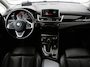 BMW 2-Serie Active Tourer 220i High Executive | Panoramdak | Leder | Trekhaak | Cruise control | Head-up | Stoelverwarming | Camera | Park assist | Navigatie | Bluetooth