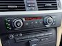 BMW 3-Serie BWJ 2011 | 325i 218PK Business Line | TREKHAAK | LEER | NAVI | CLIMA | PDC 2X | CRUISE | LICHTMETAAL | DONKER GLAS |