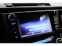 Toyota RAV4 2.5 Hybrid AWD Style | Trekhaak (1.650 KG) | Stoelverwarming | Keyless | Adaptive Cruise | Clima | Parkeersensoren voor/achter | Camera | LED | 18 inch | Leder/alcantara