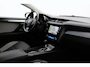 Toyota Avensis Touring Sports 1.8 VVT-i Aspiration | Trekhaak (1.600 KG) | Navigatie | Stoelverwarming | Keyless | Cruise Control | Clima | Camera | 16 inch | Bluetooth | Rijstrooksensor
