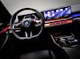 BMW 5-Serie Touring 550e xDrive M-Sport (MAXTON, 4-WIELBESTURING, PANO, HARMAN/KARDON, STOELVENTILATIE, HEAD-UP, SFEERVERLICHTING)