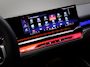 BMW 5-Serie Touring 550e xDrive M-Sport (MAXTON, 4-WIELBESTURING, PANO, HARMAN/KARDON, STOELVENTILATIE, HEAD-UP, SFEERVERLICHTING)