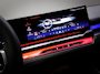 BMW 5-Serie Touring 550e xDrive M-Sport (MAXTON, 4-WIELBESTURING, PANO, HARMAN/KARDON, STOELVENTILATIE, HEAD-UP, SFEERVERLICHTING)
