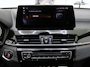 BMW X1 SDrive20i Business Edition Plus Orange+Led+Navigatie+camera+Headup+Leder+Stoel-verw+Zwarte-Hemel+18"lmv+Trekhaak= TOP !!