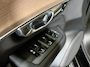 Volvo XC90 2.0 T8 Plug-in hybrid AWD Plus Dark 455 PK / Panorama dak / Harman Kardon / Lederen interieur / Elektrische stoelen