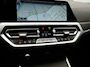 BMW 3-Serie 320e Advantage PHEV 204pk Dealer O.H | SOH 87,2% | Head Up | Adaptive Cruise | Camera | Adaptief Onderstel | Laser LED | Lederen Sportstoelen Memory & Verwarmd | Apple Carplay | Blis | Virtual | Navigatie | DAB | 19"L.M |