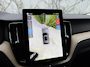 Volvo XC60 2.0 T6 Plug-in hybrid AWD Plus Dark | Schuif/kanteldak | Trekhaak | 360 Camera | Harman Kardon Premium Audio | Head-Up Display | Getint Glas | Stoel + Stuurverwarming |