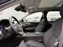 Volvo XC60 2.0 T6 Plug-in hybrid AWD Plus Dark | Schuif/kanteldak | Trekhaak | 360 Camera | Harman Kardon Premium Audio | Head-Up Display | Getint Glas | Stoel + Stuurverwarming |