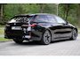 BMW 5-Serie Touring 530e xDrive M-sport | Bowers Wilkins | Drive ass Pro | HUD | 360 | 20" | Elektr. Trekhaak | Keyless | Iconic Glow | Alarm Kl.3 | Etc.
