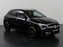 Mercedes-Benz GLA 180 AMG Line | Panoramaschuifdak | Night| Achteruitrijcamera | Dodehoekassistent |