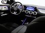 Mercedes-Benz GLA 180 AMG Line | Panoramaschuifdak | Night| Achteruitrijcamera | Dodehoekassistent |
