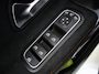 Mercedes-Benz A-klasse 180 Business Solution AMG | Panoramaschuifdak | Night | Premium Plus pakket | Dodehoekassistent | Head-up display | 19-inch Zwarte AMG Velgen |