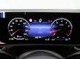 Mercedes-Benz A-klasse 180 Business Solution AMG | Panoramaschuifdak | Night | Premium Plus pakket | Dodehoekassistent | Head-up display | 19-inch Zwarte AMG Velgen |