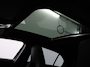 Mercedes-Benz A-klasse 180 Business Solution AMG | Panoramaschuifdak | Night | Premium Plus pakket | Dodehoekassistent | Head-up display | 19-inch Zwarte AMG Velgen |