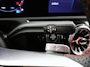 Mercedes-Benz A-klasse 180 Business Solution AMG | Panoramaschuifdak | Night | Premium Plus pakket | Dodehoekassistent | Head-up display | 19-inch Zwarte AMG Velgen |