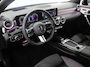 Mercedes-Benz A-klasse 180 Business Solution AMG | Panoramaschuifdak | Night | Premium Plus pakket | Dodehoekassistent | Head-up display | 19-inch Zwarte AMG Velgen |
