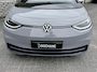 Volkswagen ID.3 First Max 58 kWh | Panoramadak | Trekhaak | Achteruitrijcamera | Stoelverwarming |