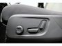 Volvo XC40 B4 Plus Dark | Trekhaak | Verwarmbare voorstoelen en voorruit | Premium audio by Harman Kardon | Apple carplay/Android auto | Adaptieve cruise control |Pilot Assist |