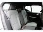 Volvo XC40 B4 Plus Dark | Trekhaak | Verwarmbare voorstoelen en voorruit | Premium audio by Harman Kardon | Apple carplay/Android auto | Adaptieve cruise control |Pilot Assist |