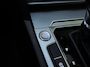 Volkswagen Passat Variant 1.6 TDI DSG Highline Stoelverwarming Navigatie Camera App-Connect