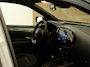 Toyota Aygo X Hybrid 115 pulse - DIRECT UIT VOORRAAD LEVERBAAR - EASY PACK (PARKEERSENSOREN VOOR & ACHTER / KEYLESS ENTRY) - VOORSTOELEN VERWARMD - KEYLESS START - CLIMATE CONTROL - APPLE CARPLAY/ANDROID AUTO - ACHTERUITRIJCAMERA - CRUISE CONTROL ADAPTIEF - DRAADLOZE TELEFOONLADER - TWO TONE