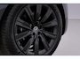 Land Rover Range Rover P550e Autobiography | Meridian Signature | Clearsight | Ventilatie+Massage | Panoramadak | Luchtvering | Koelbox