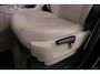 Land Rover Discovery 3.0 TDV6 SE | GRIJS KENTEKEN | Luchtvering | Trekhaak | Stoel+Stuurverwarming | Meridian | Camera | Leder | 19 Inch