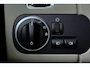 Land Rover Discovery 3.0 TDV6 SE | GRIJS KENTEKEN | Luchtvering | Trekhaak | Stoel+Stuurverwarming | Meridian | Camera | Leder | 19 Inch