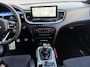 Kia Ceed 1.0 T-GDi GT-Line | Panorama schuifdak | Navigatie | Camera | Apple Carplay \ Android auto | Stoelverwarming/ Stuurverwarming | Cruise control | Lichtmetalen Velgen |