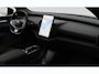 Volvo EX30 P5 Long Range Plus Black Edition Europa 69 kWh | 20" Multi Y-spaak | Elektrische verstelbare voorstoelen | Stoel & Stuurverwarming | Harman Kardon Audio |