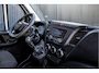 IVECO Daily **35S14 | 140PK | L2H2 |Trekhaak 3.500 Kg | 3-Zits | Climatronic**