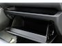 Toyota RAV4 2.5 Hybrid Bi-Tone Automaat | Apple CarPlay & Android Auto | JBL premium audio met 9 JBL speakers incl. subwoofer | Toyota Touch® 2 Go Plus navigatiesysteem | Ruitenwisser ontdooier vóór (benzine) | B