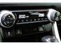 Toyota RAV4 2.5 Hybrid Bi-Tone Automaat | Apple CarPlay & Android Auto | JBL premium audio met 9 JBL speakers incl. subwoofer | Toyota Touch® 2 Go Plus navigatiesysteem | Ruitenwisser ontdooier vóór (benzine) | B