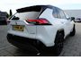 Toyota RAV4 2.5 Hybrid Bi-Tone Automaat | Apple CarPlay & Android Auto | JBL premium audio met 9 JBL speakers incl. subwoofer | Toyota Touch® 2 Go Plus navigatiesysteem | Ruitenwisser ontdooier vóór (benzine) | B
