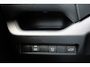 Toyota RAV4 2.5 Hybrid Bi-Tone Automaat | Apple CarPlay & Android Auto | JBL premium audio met 9 JBL speakers incl. subwoofer | Toyota Touch® 2 Go Plus navigatiesysteem | Ruitenwisser ontdooier vóór (benzine) | B